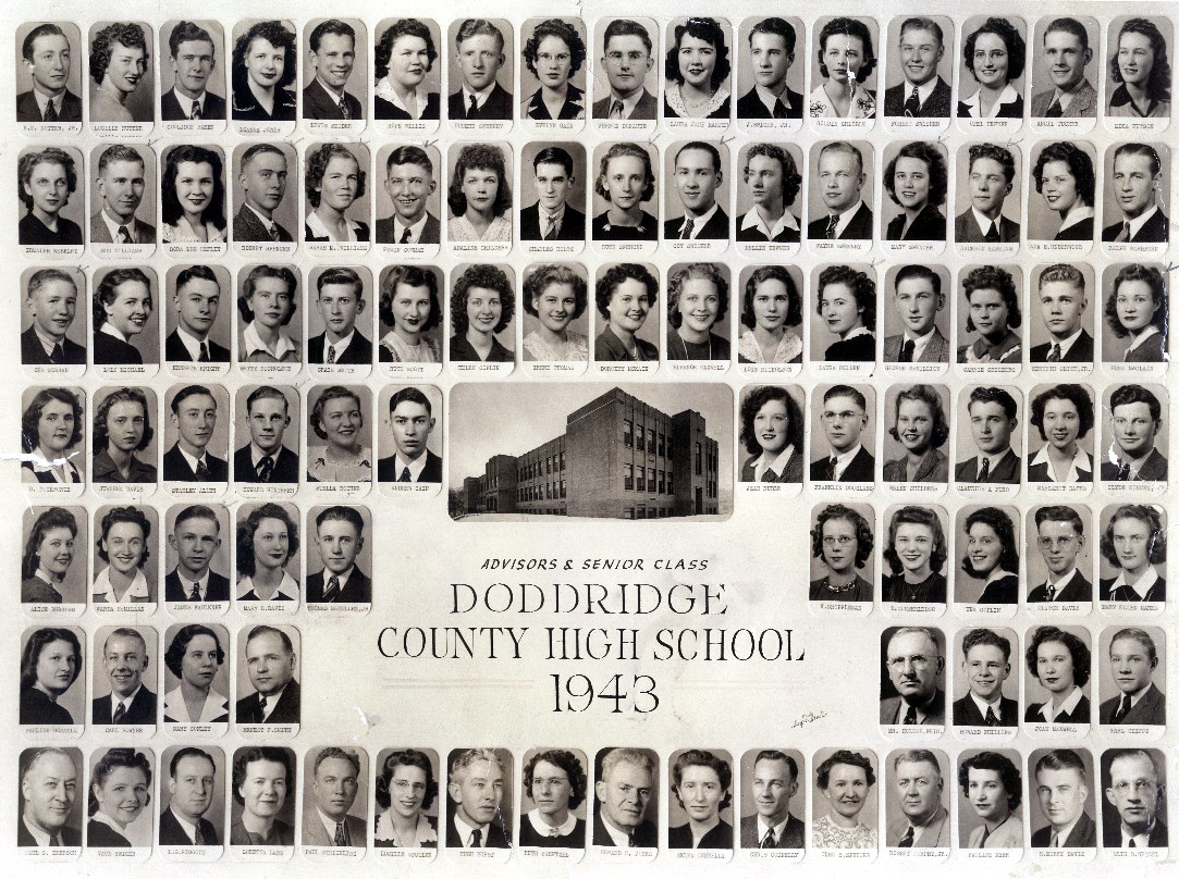 1943 DodridgeCounty  High School Senior Class
